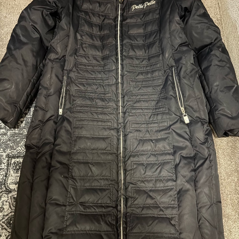 Pelle Pelle Black Quilted Puffer Jacket